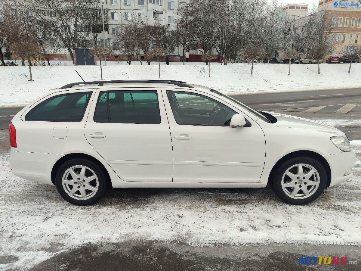 2011' Skoda Octavia photo #4