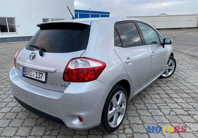 2010' Toyota Auris photo #1