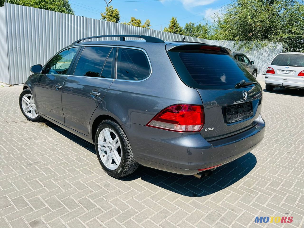 2012' Volkswagen Golf photo #3