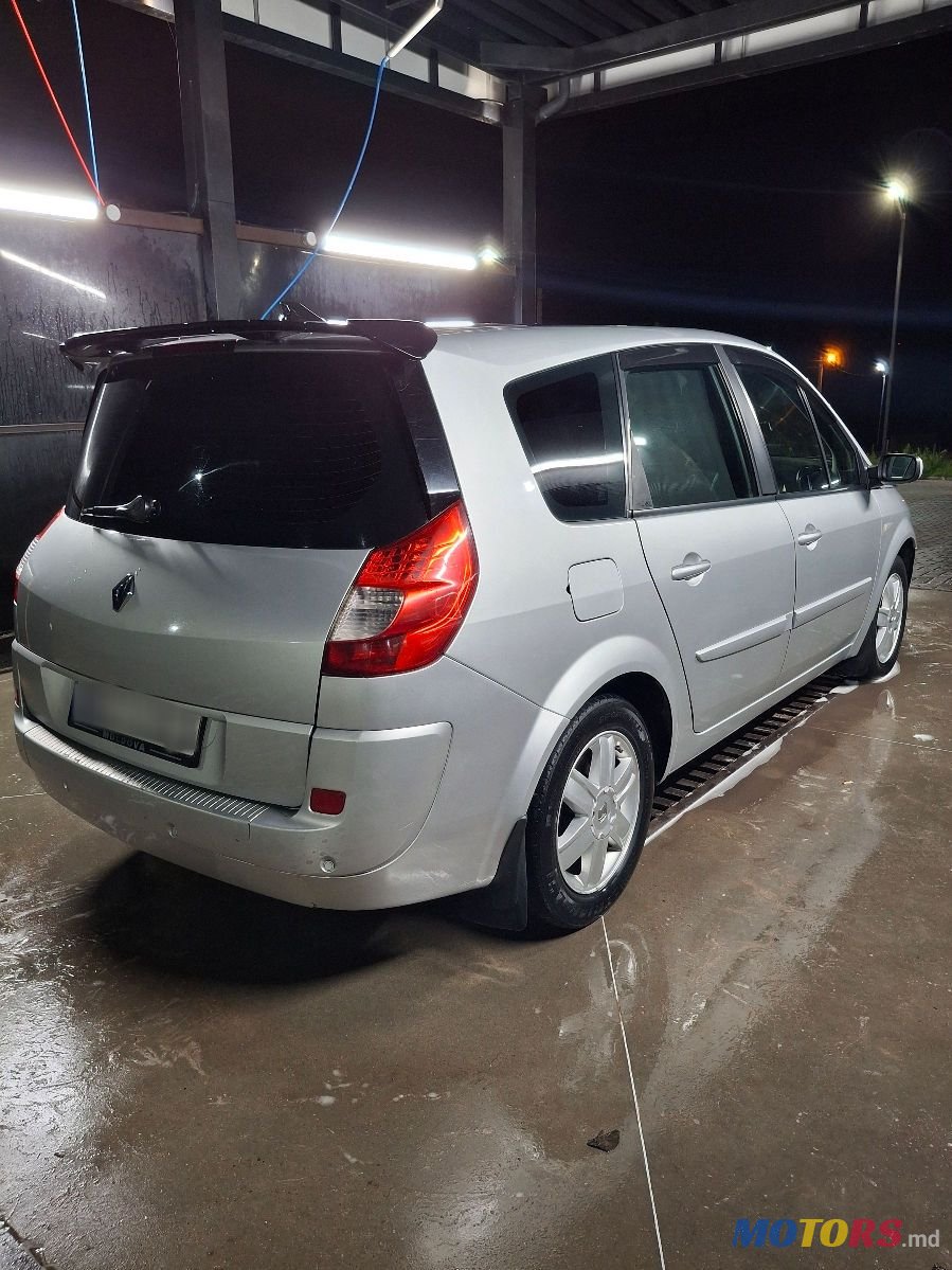 2007' Renault Scenic photo #6