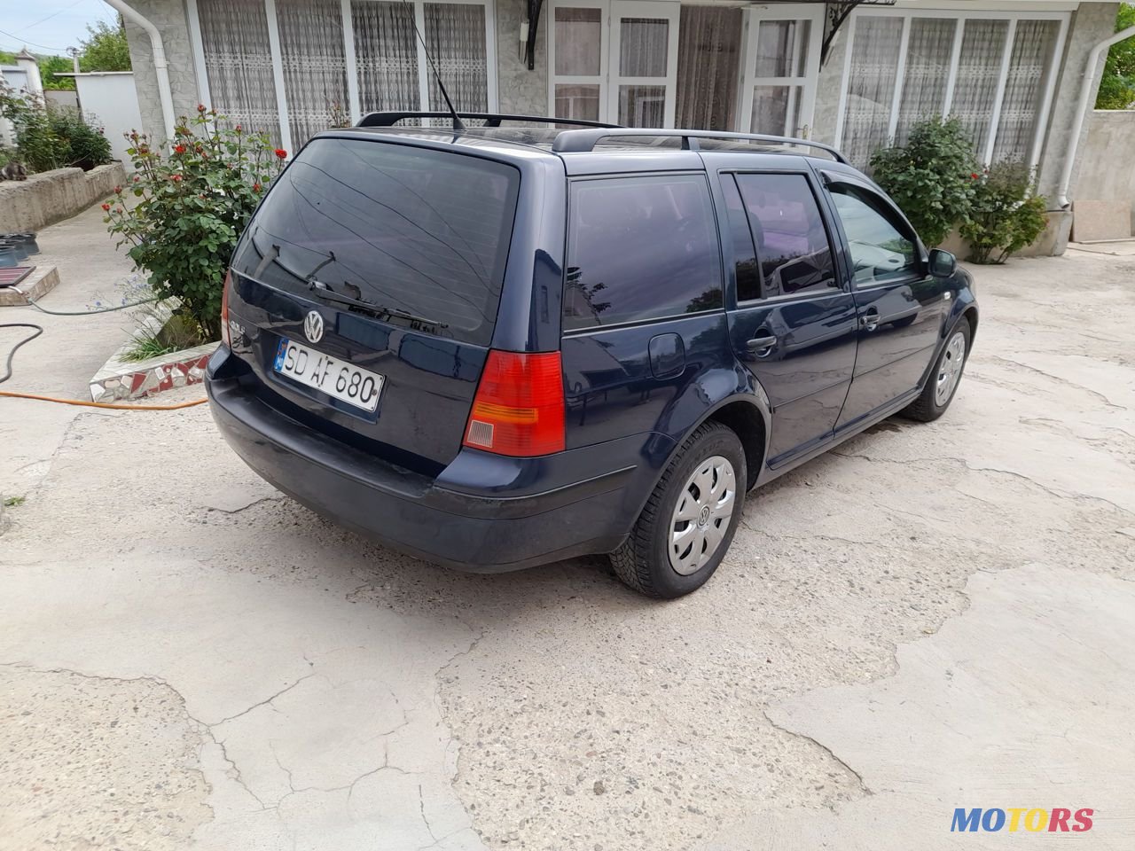 2005' Volkswagen Gol photo #2