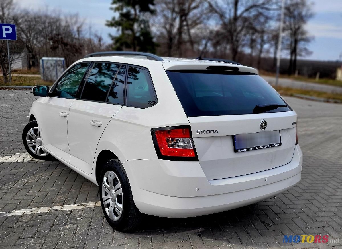 2017' Skoda Fabia photo #3