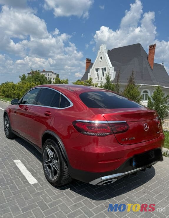 2019' Mercedes-Benz Glc Coupe photo #1
