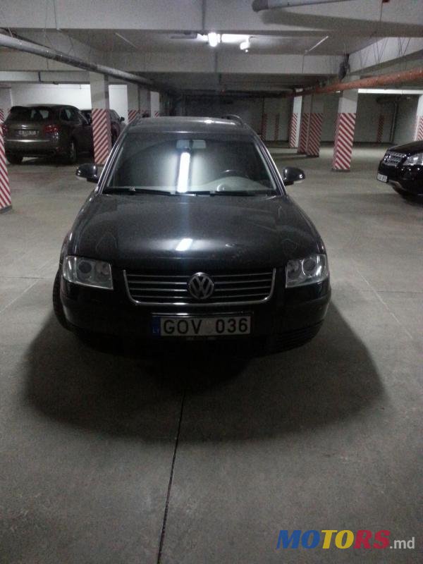 2005' Volkswagen Passat photo #1