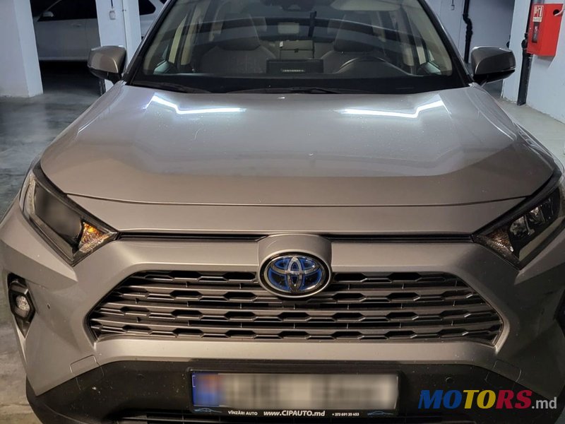 2022' Toyota RAV4 photo #2