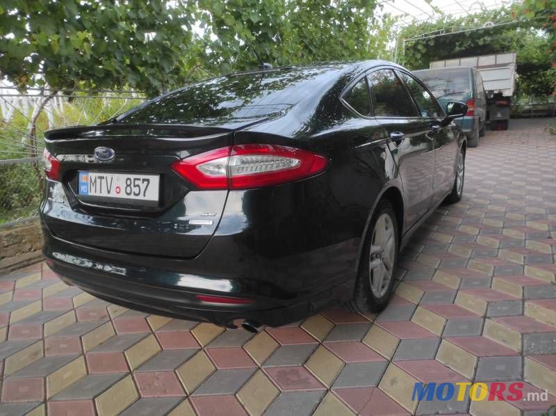 2013' Ford Fusion photo #4