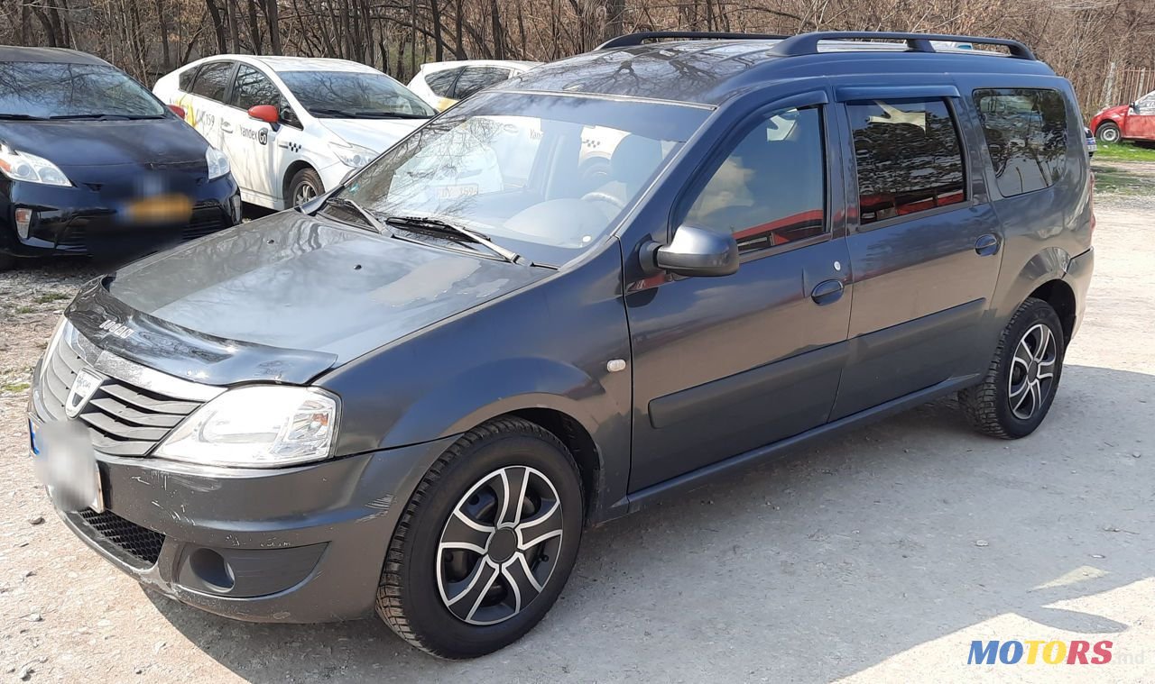 2009' Dacia Logan Mcv photo #1
