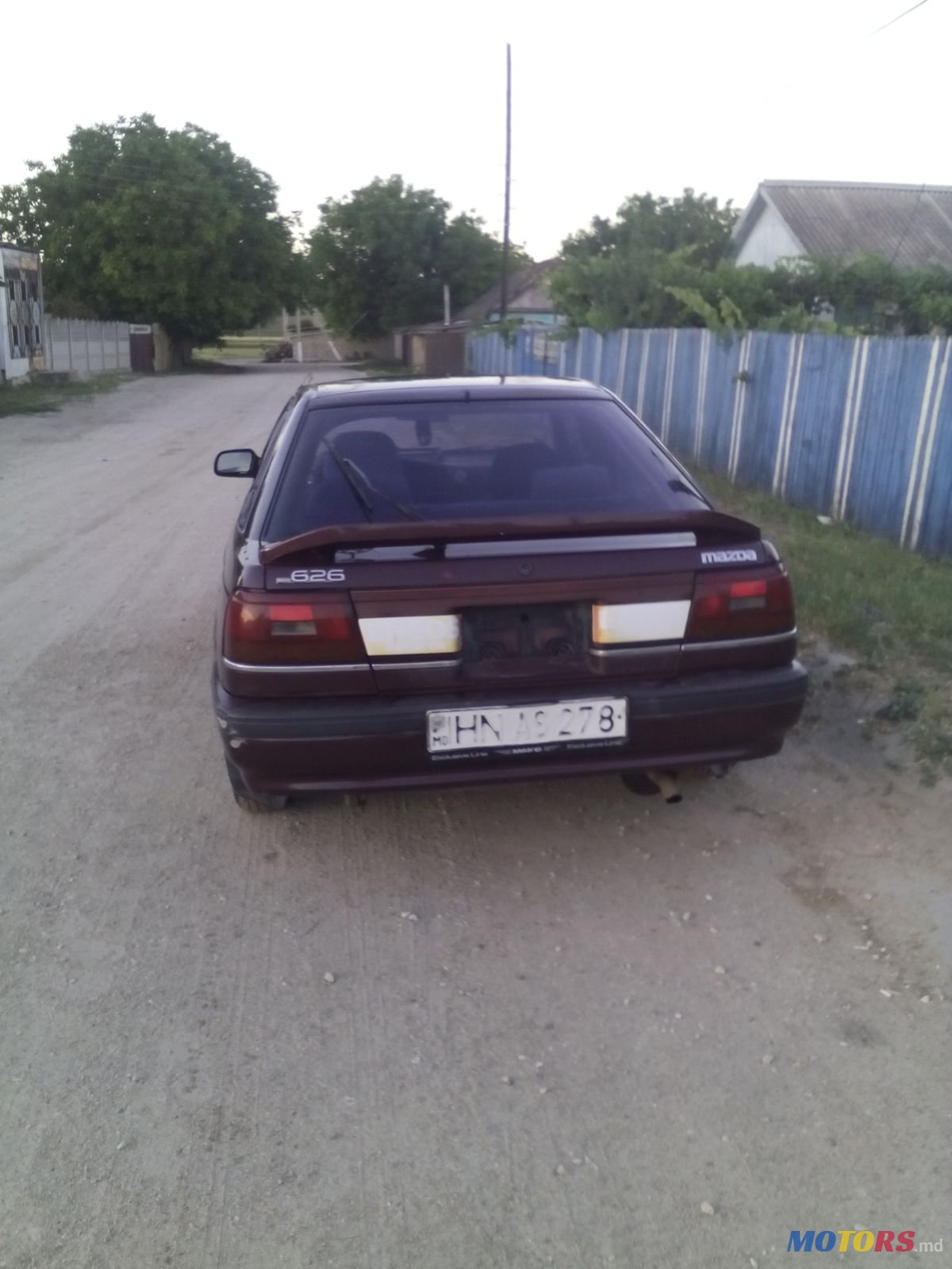 1991' Mazda 626 photo #1