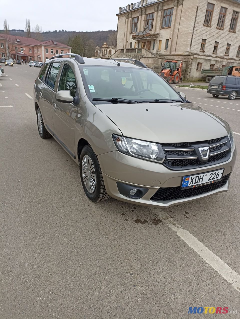 2013' Dacia Logan Mcv photo #2