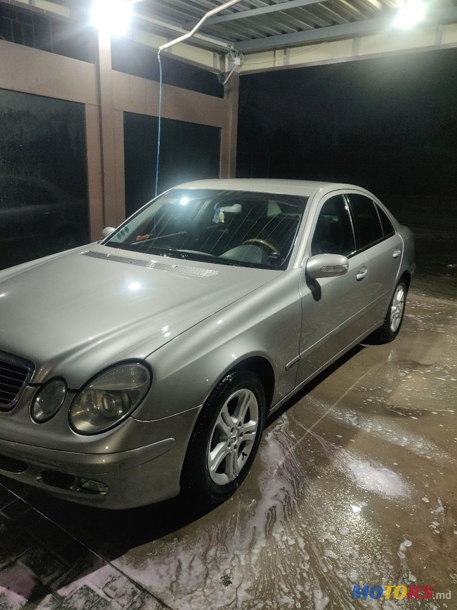 2003' Mercedes-Benz E-Class photo #1
