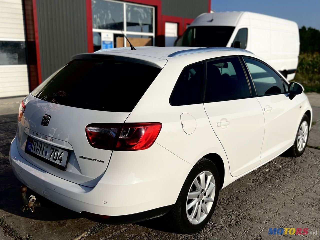 2012' SEAT Ibiza photo #3