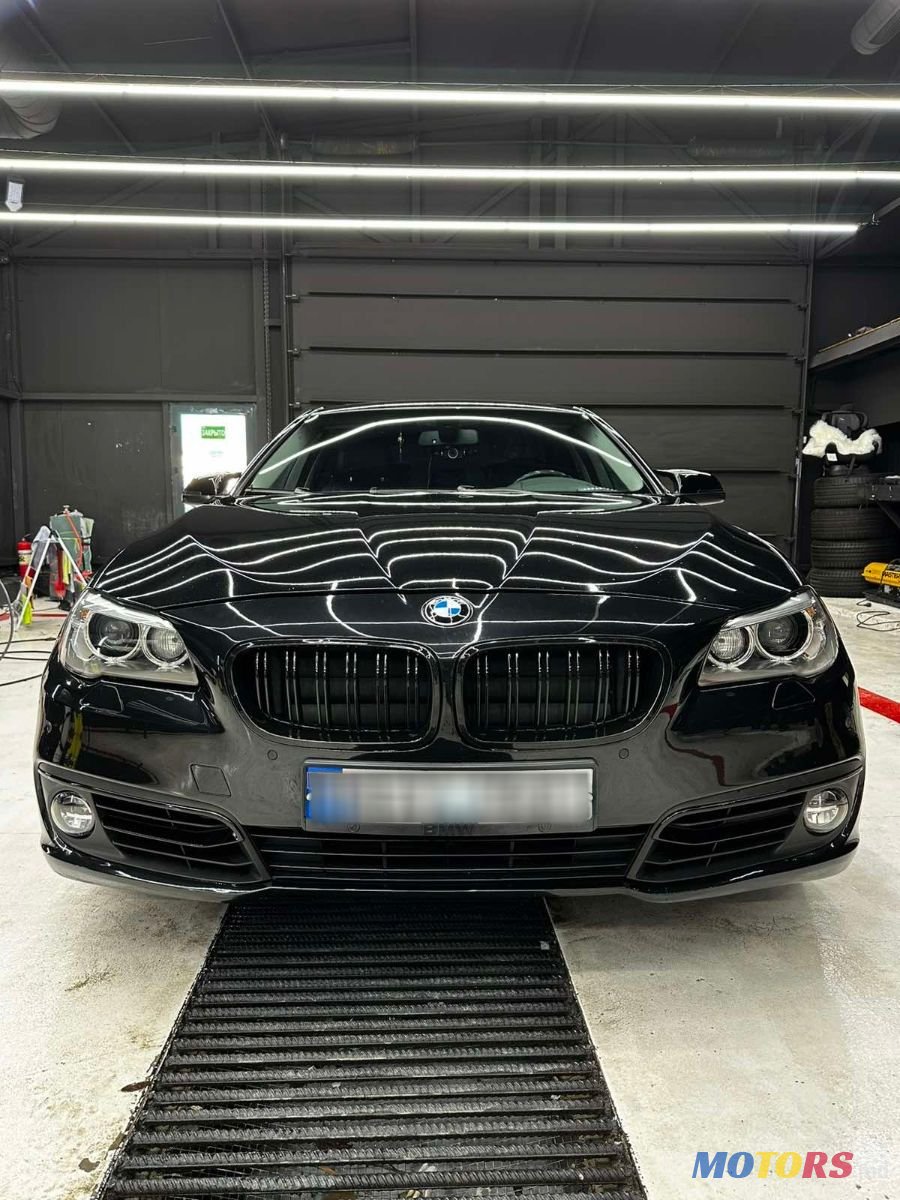 2015' BMW 5 Series photo #2