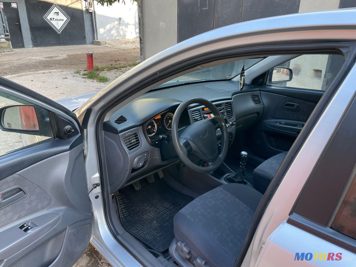 2006' Kia Rio photo #4