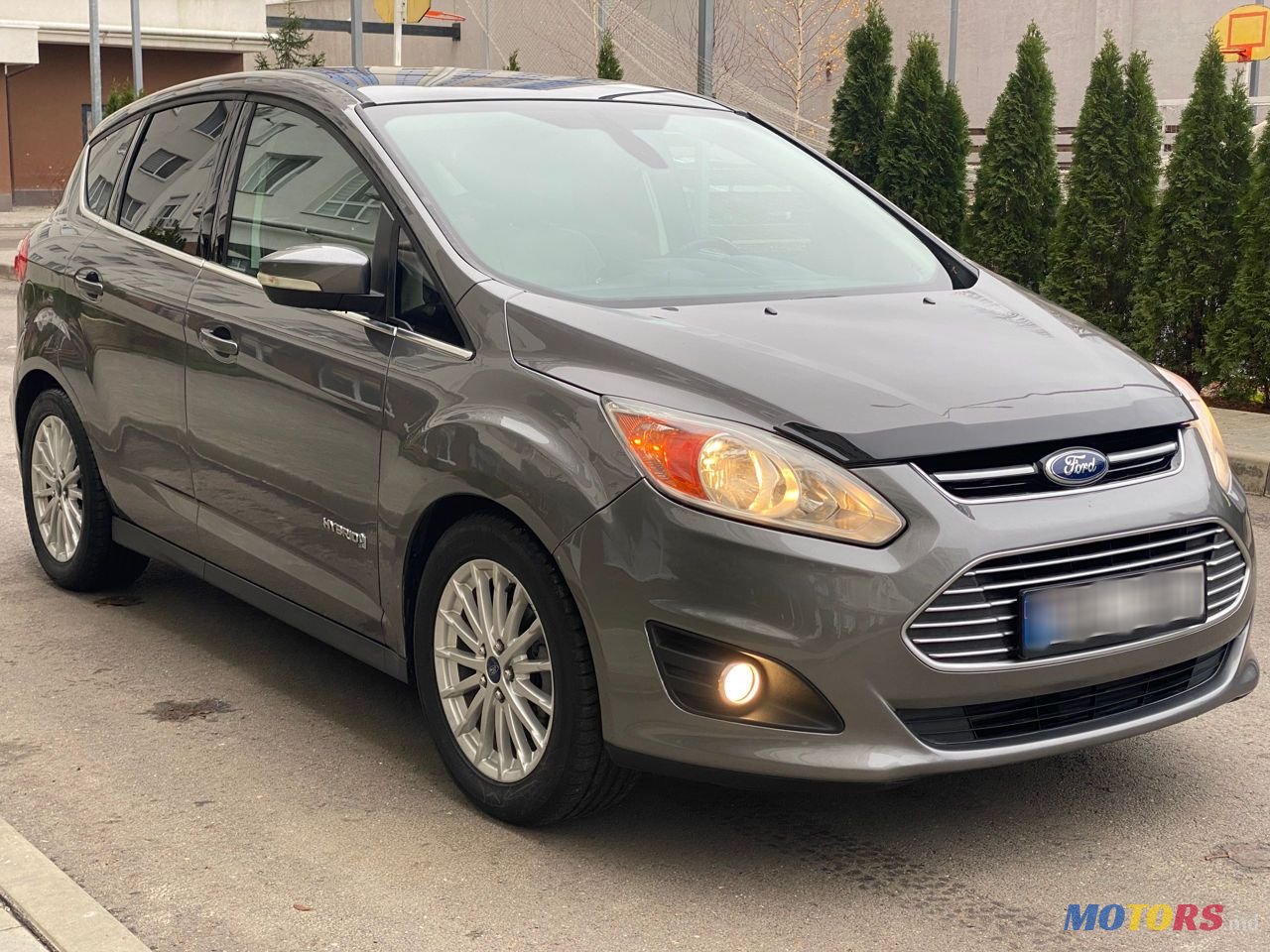 2013' Ford C-MAX photo #1