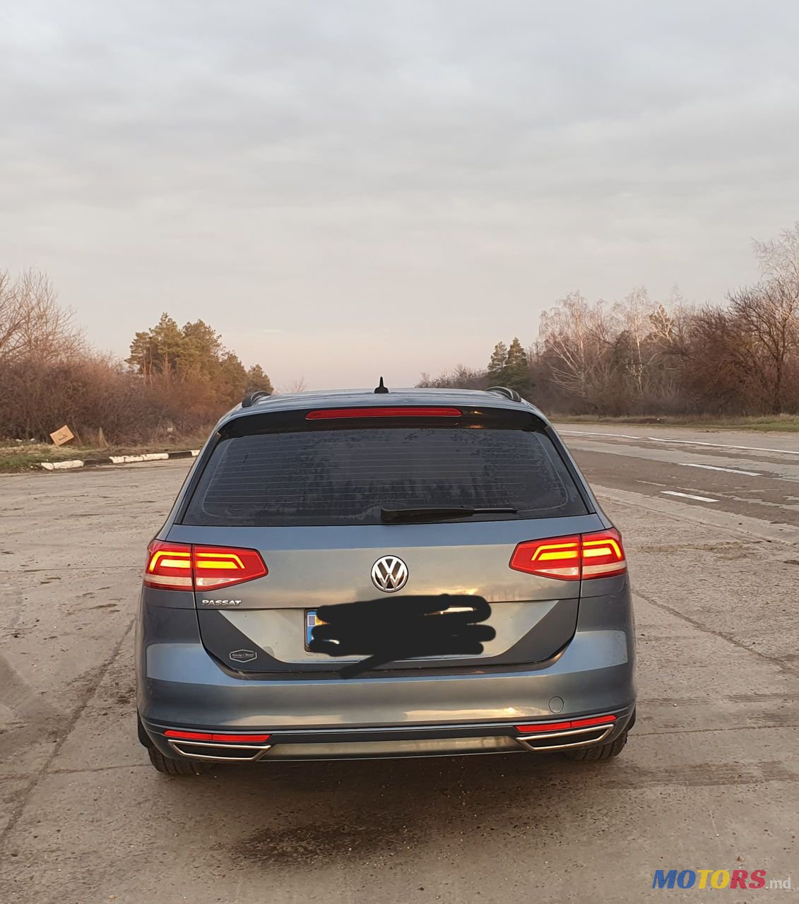 2016' Volkswagen Passat photo #3