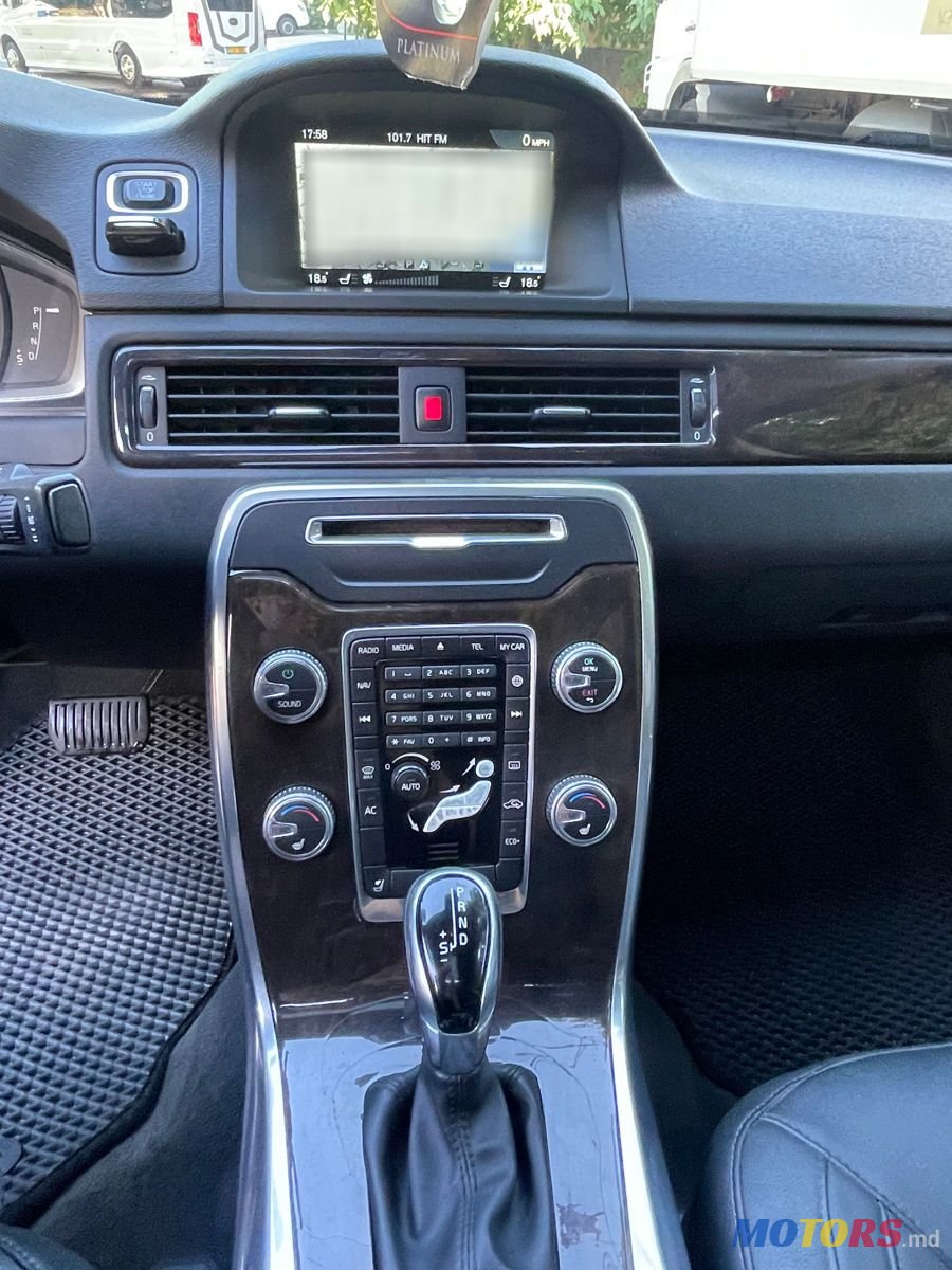 2015' Volvo S80 photo #2