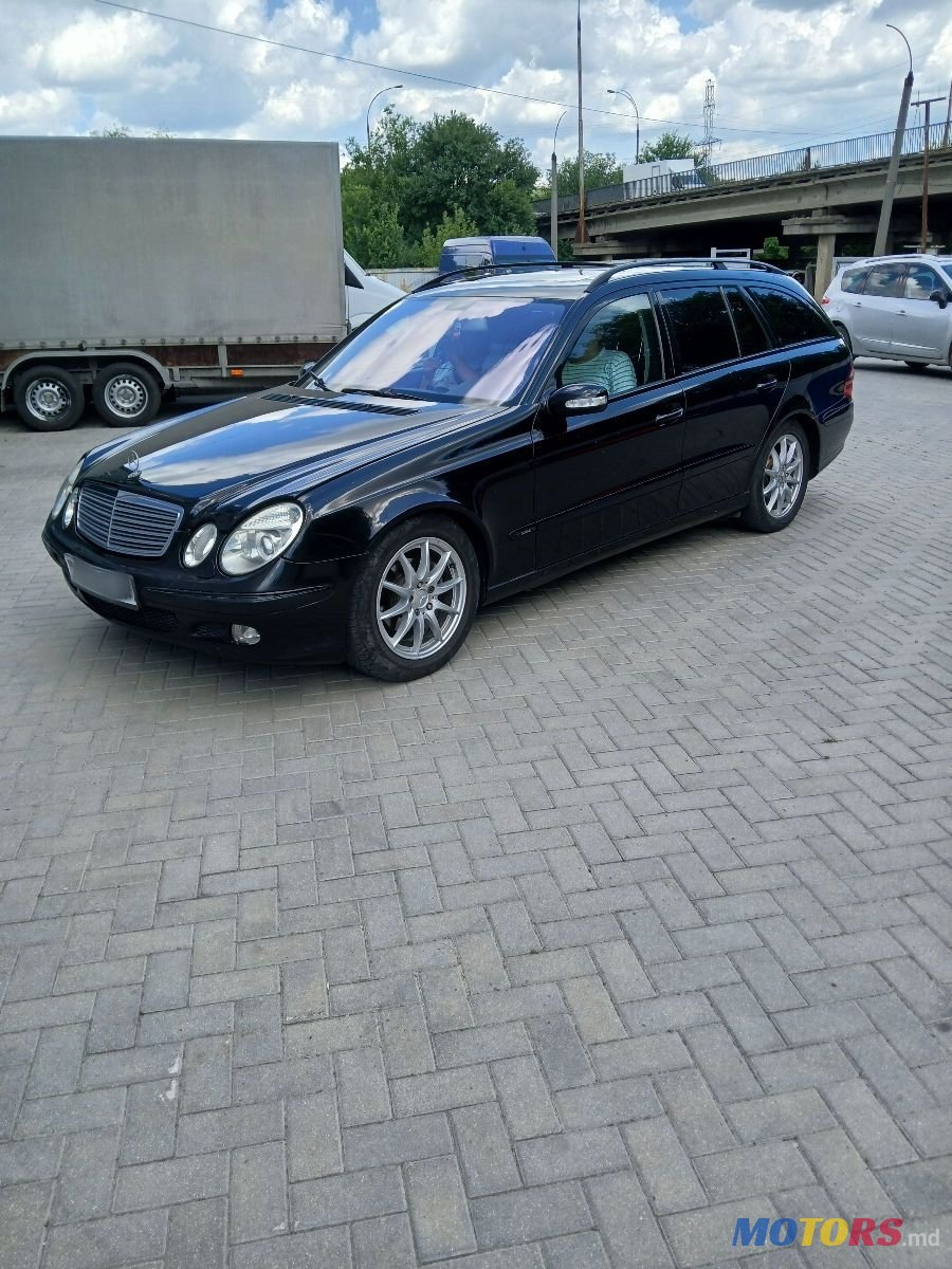 2003' Mercedes-Benz E-Class photo #1