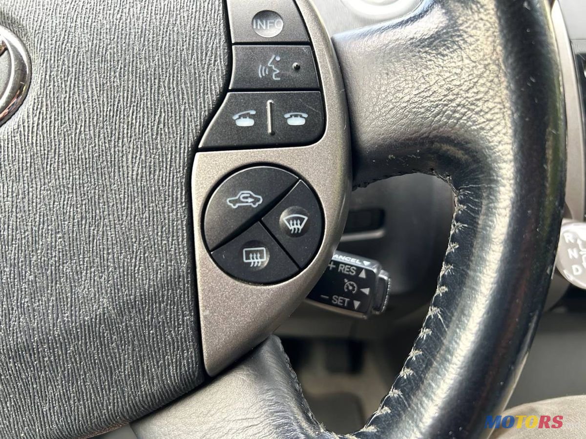 2008' Toyota Prius photo #6