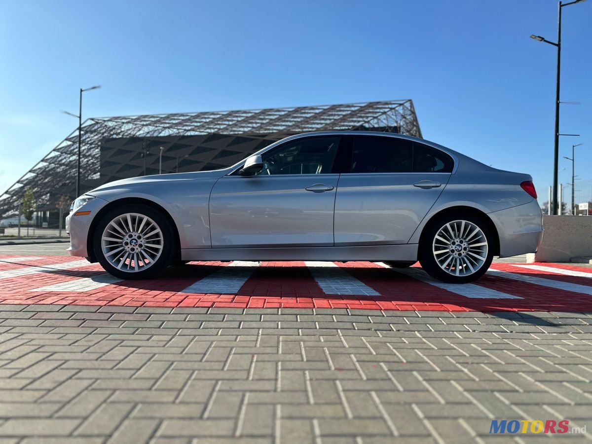 2015' BMW 3 Series photo #2