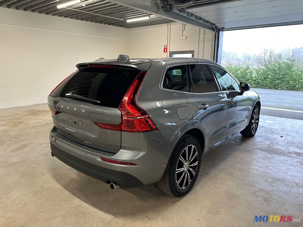 2019' Volvo XC60 photo #2