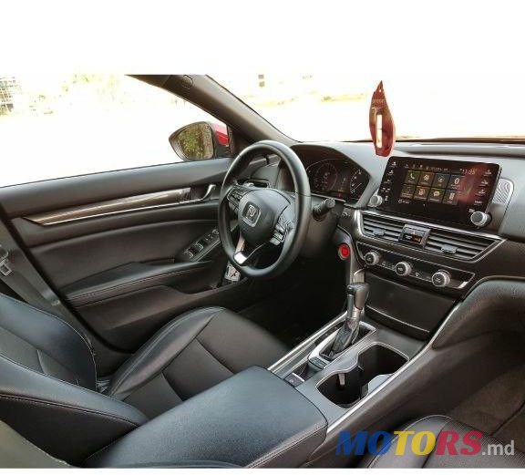 2018' Honda Accord photo #4