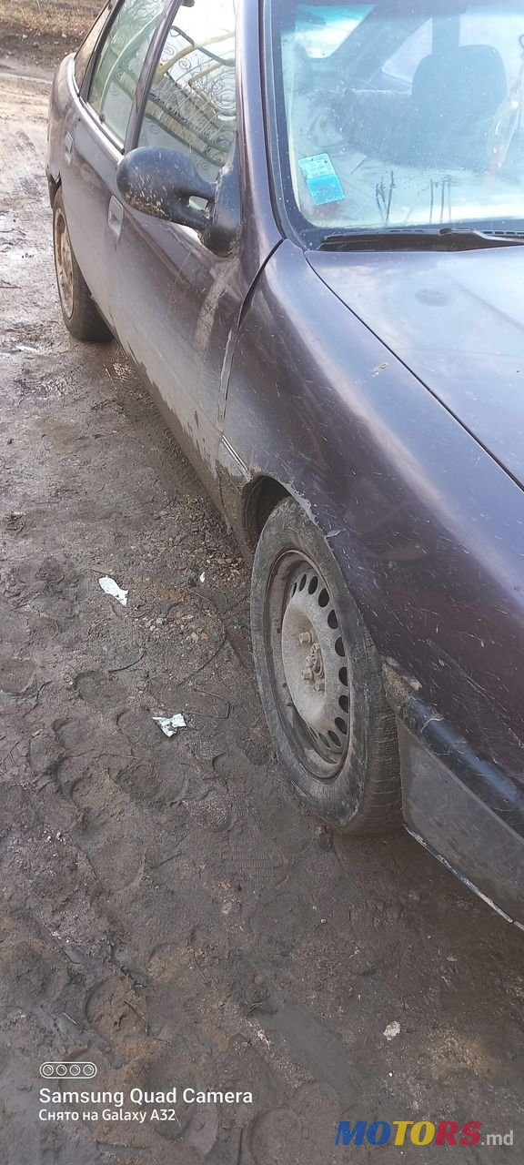 1991' Opel Vectra photo #2