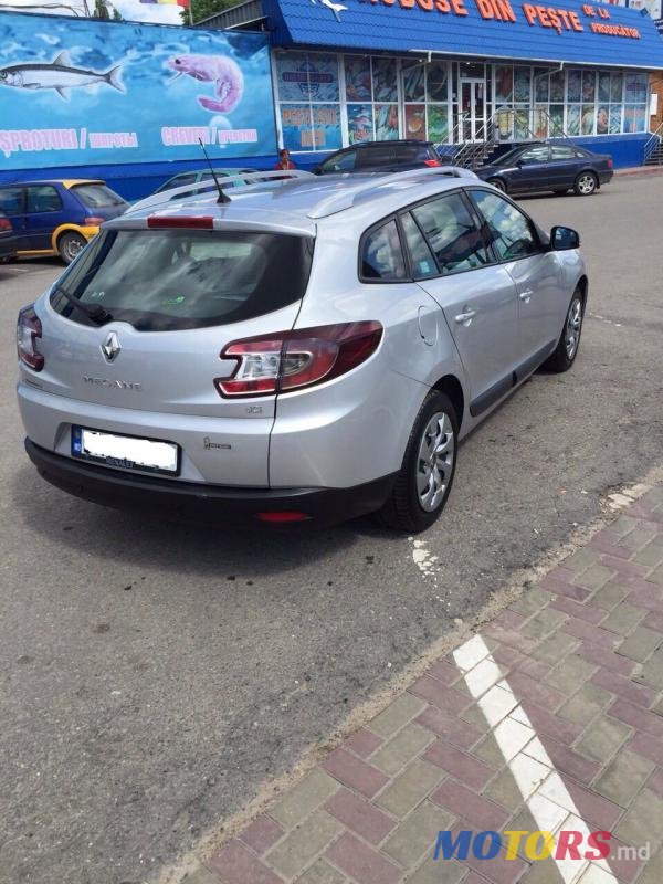 2010' Renault Megane photo #3