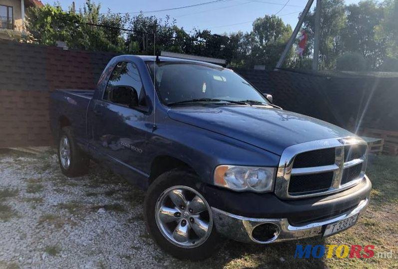 2005' Dodge Ram photo #1