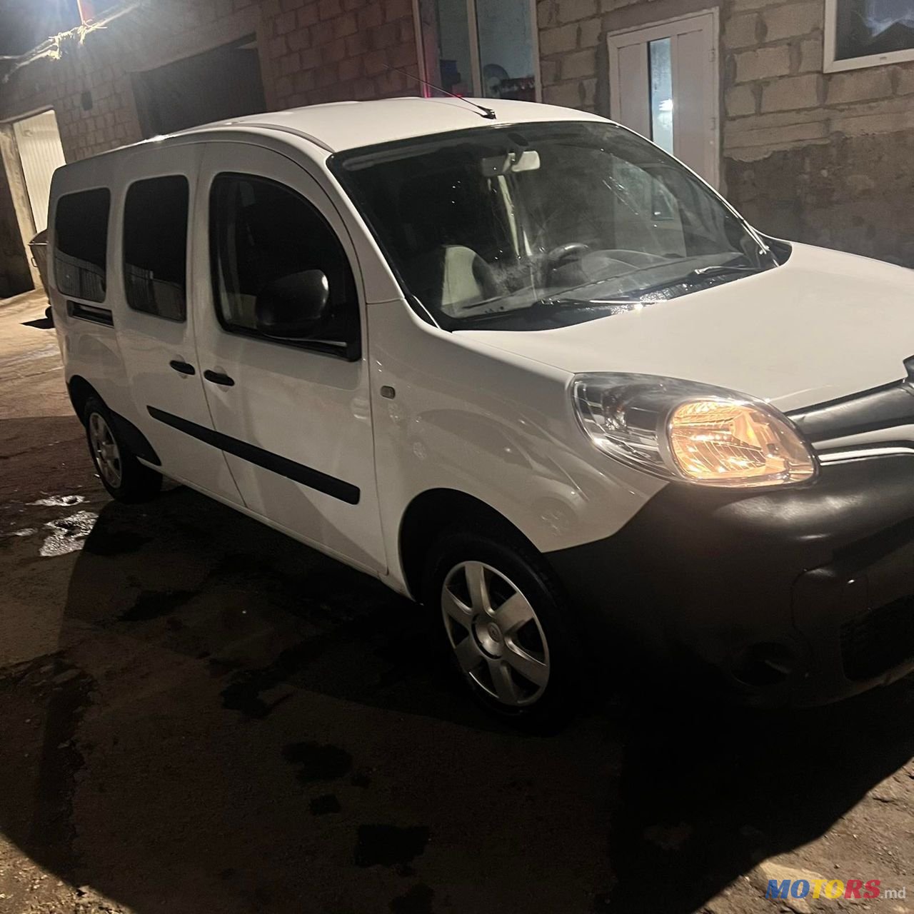 2017' Renault Kangoo Maxi photo #2