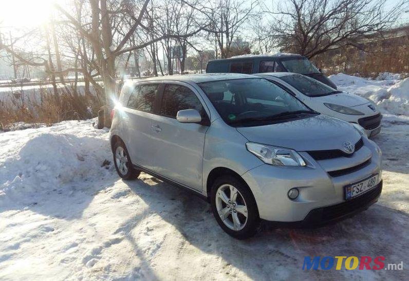 2010' Toyota Urban Cruiser photo #1