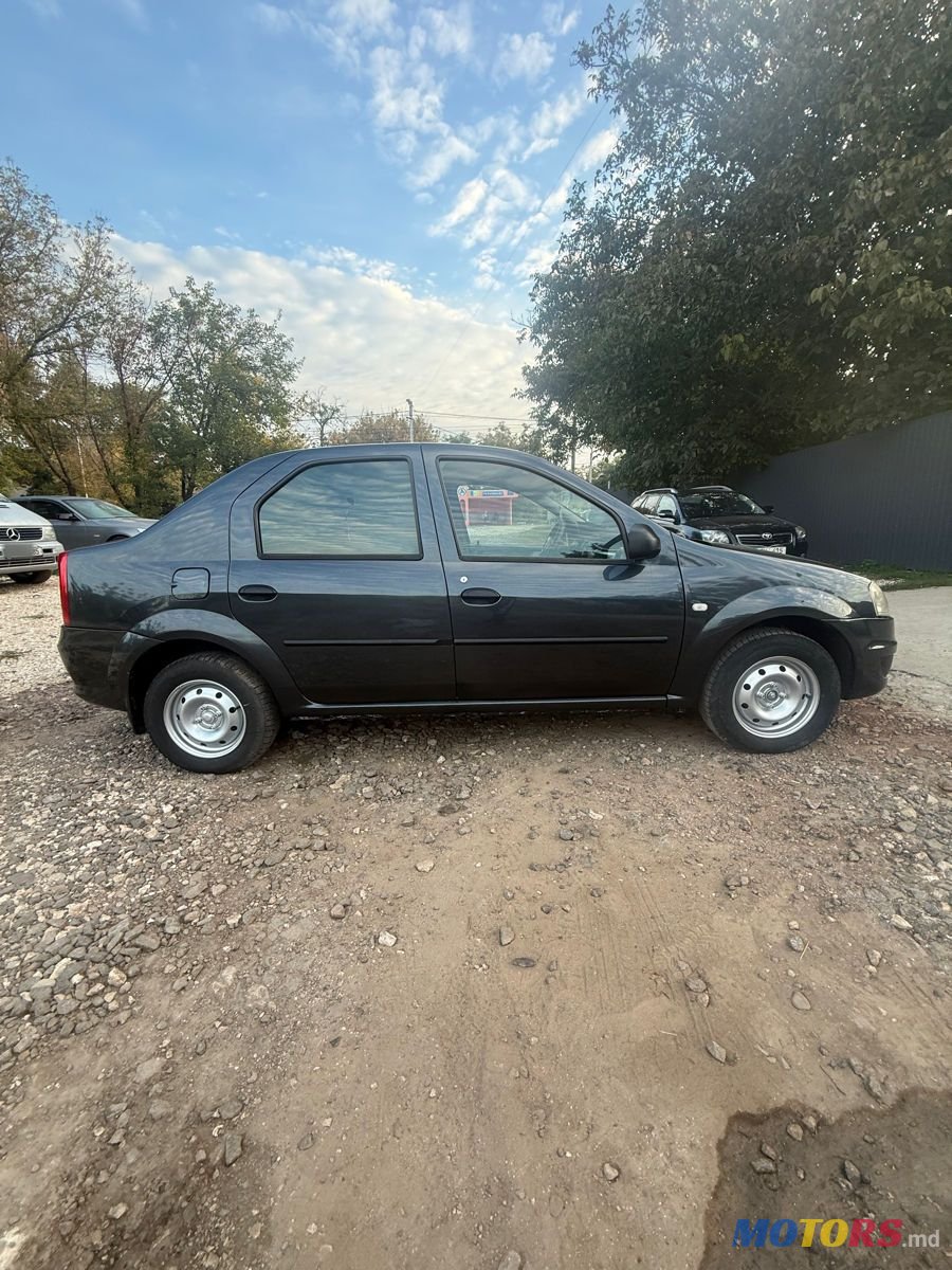 2009' Dacia Logan photo #3