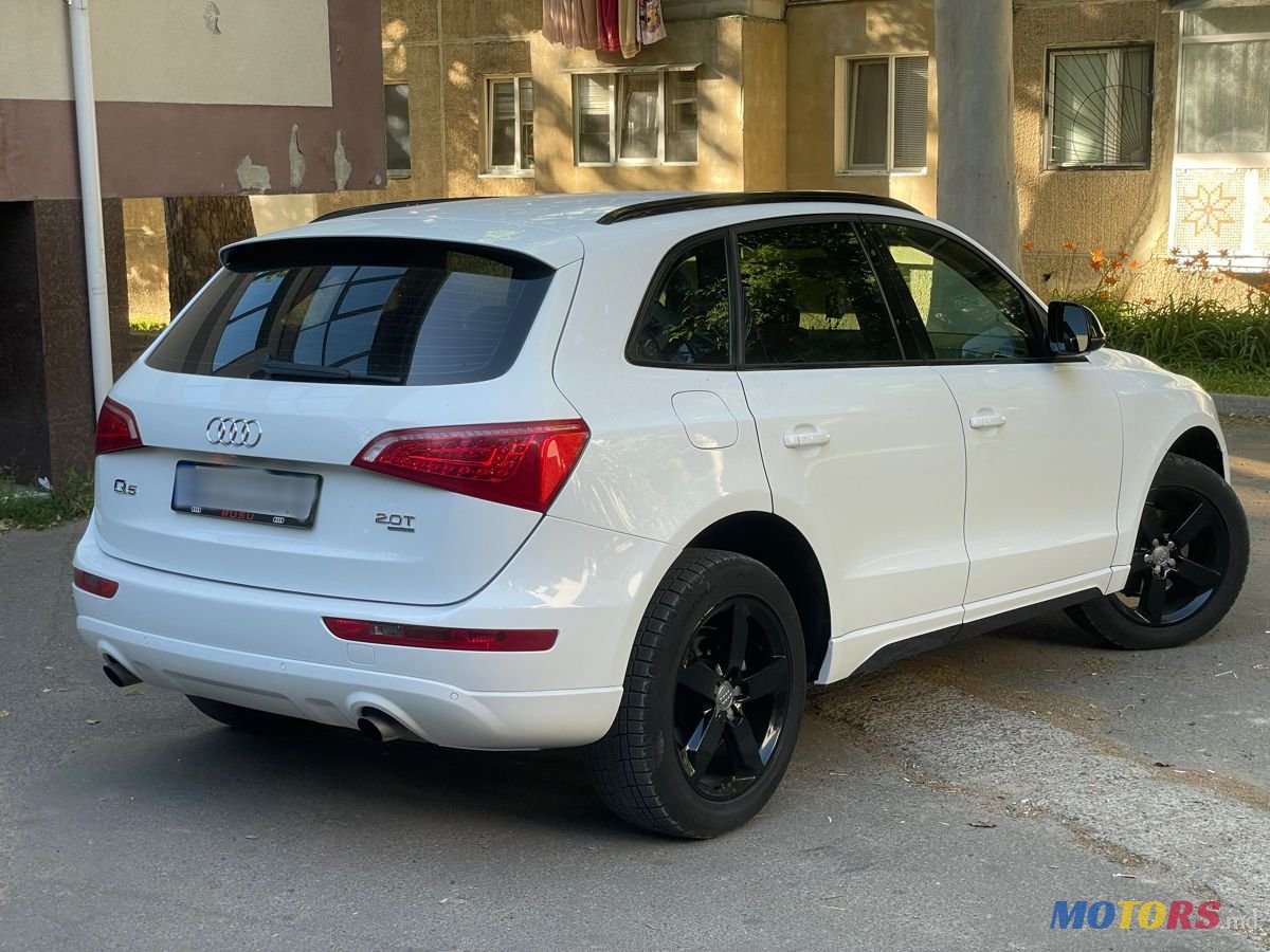 2010' Audi Q5 photo #3