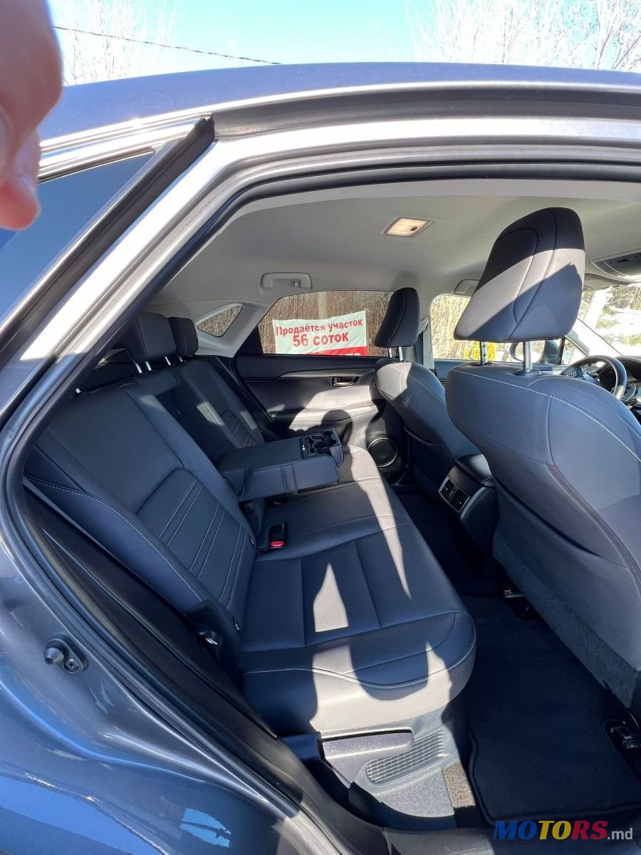 2021' Lexus Nx Series photo #4