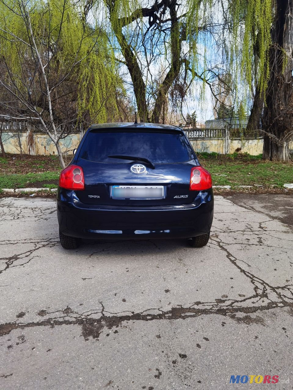 2010' Toyota Auris photo #2