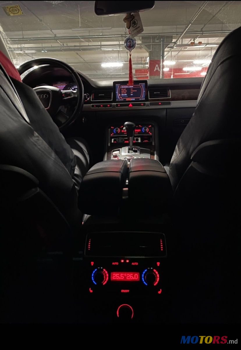 2009' Audi A8 photo #2