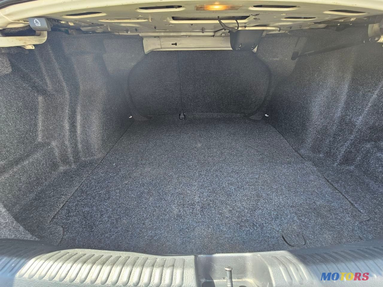 2016' Volkswagen Jetta photo #4