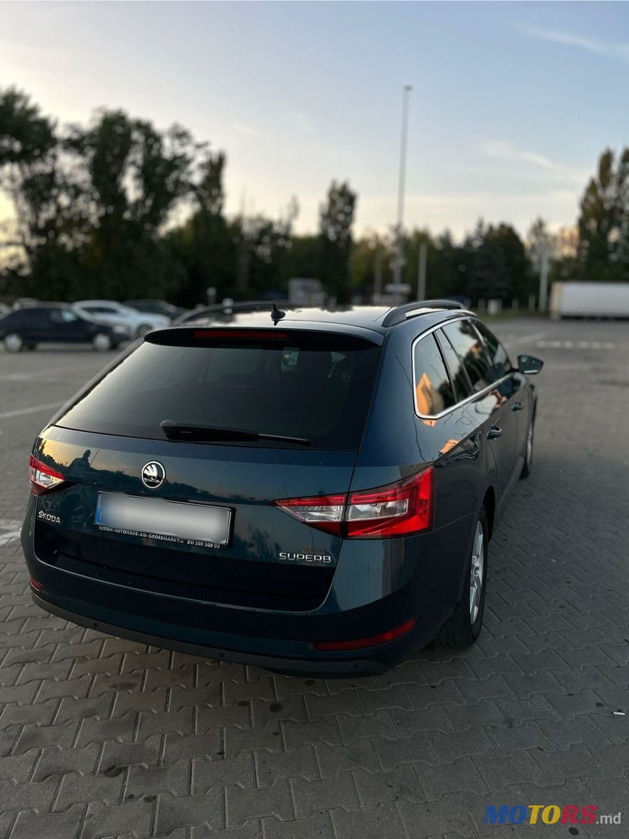 2017' Skoda Superb photo #3