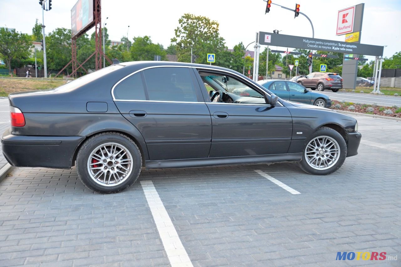 2001' BMW 5 Series photo #2