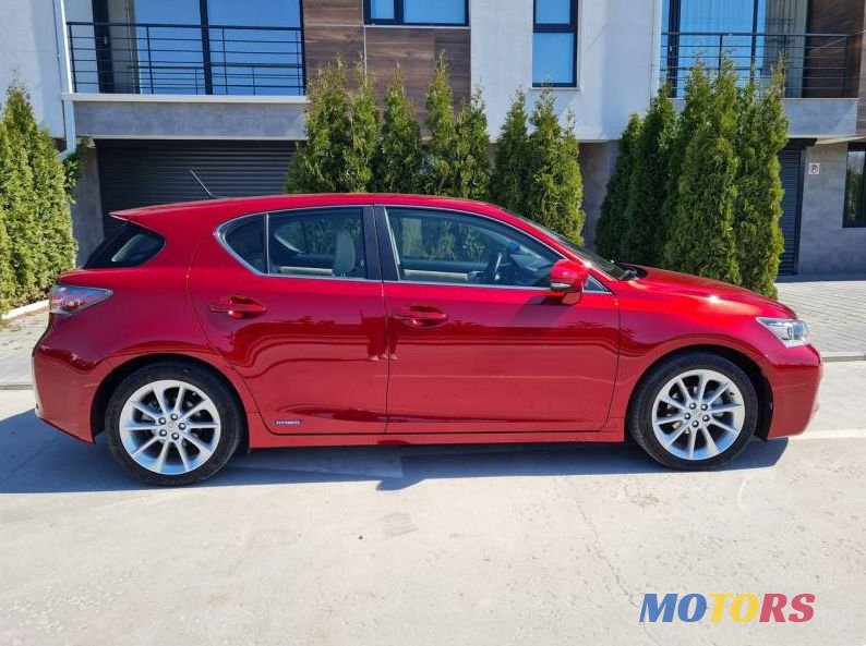 2013' Lexus CT photo #1