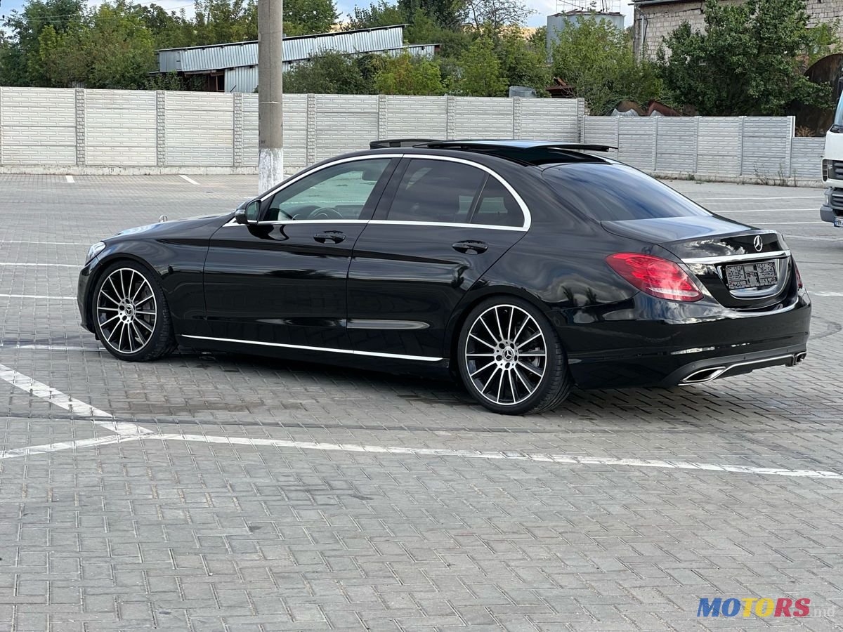 2015' Mercedes-Benz C-Class photo #3