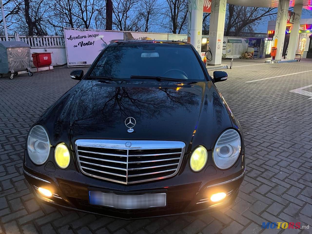 2008' Mercedes-Benz E-Class photo #2