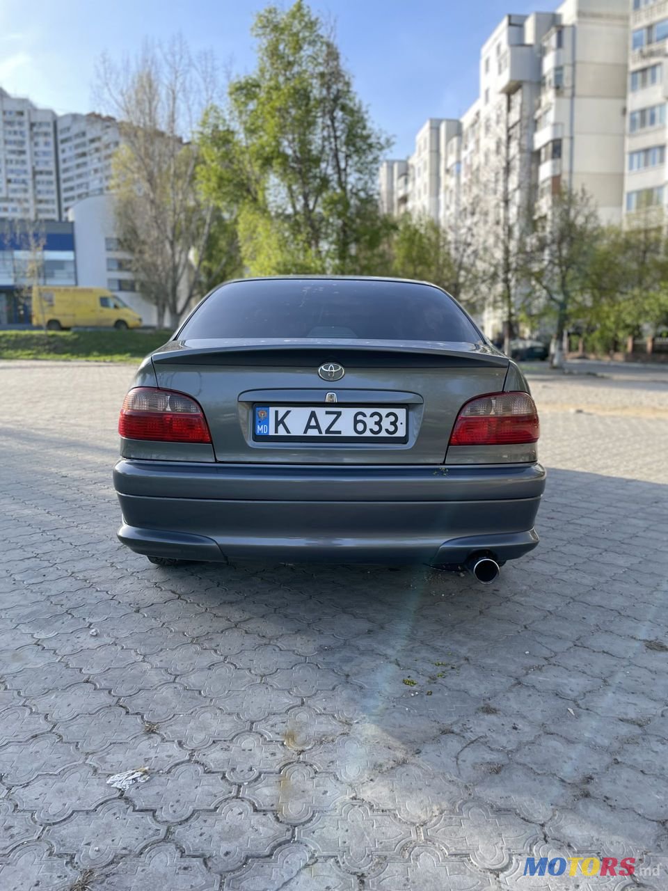 2002' Toyota Avensis photo #4