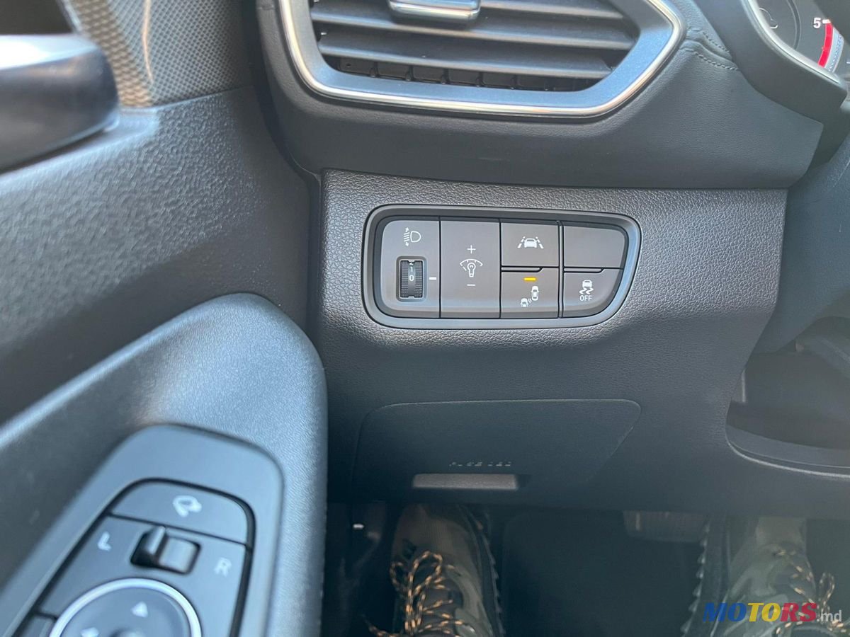 2020' Hyundai Santa Fe photo #5