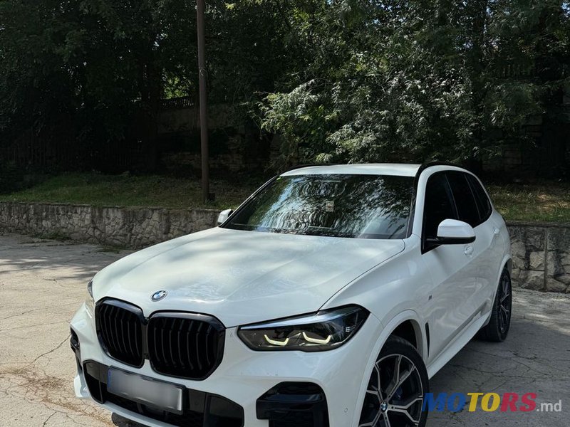 2021' BMW X5 photo #3