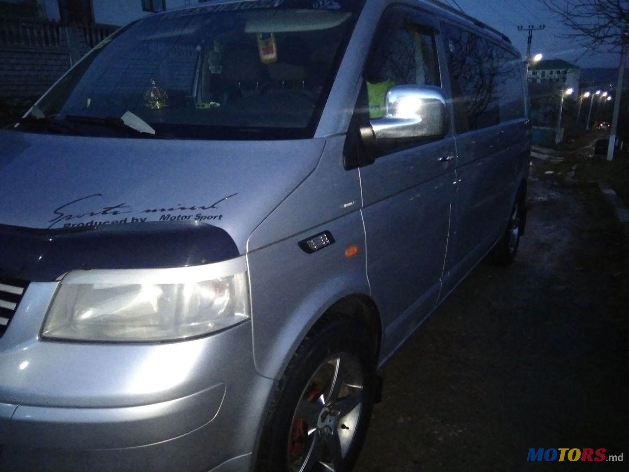 2006' Volkswagen Transporter photo #6