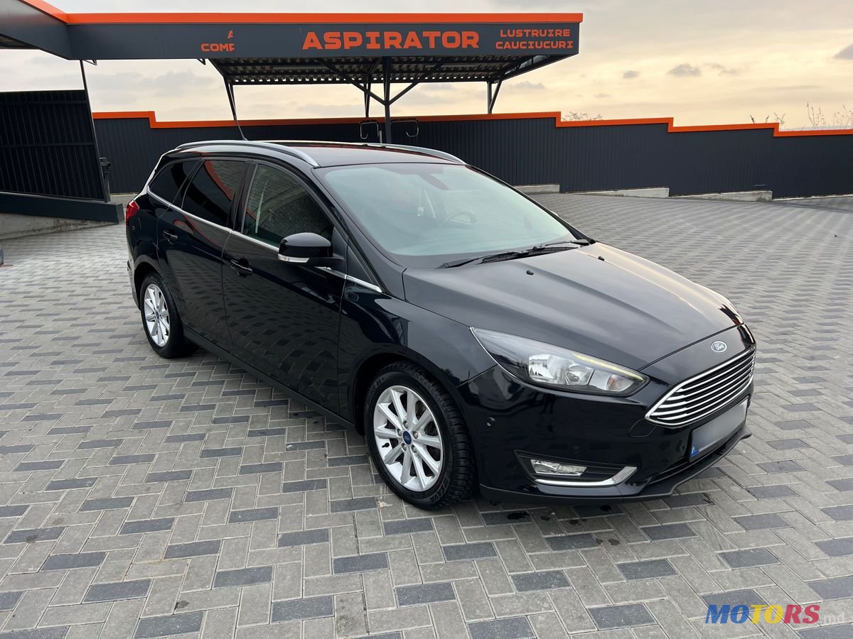 2017' Ford Focus photo #3