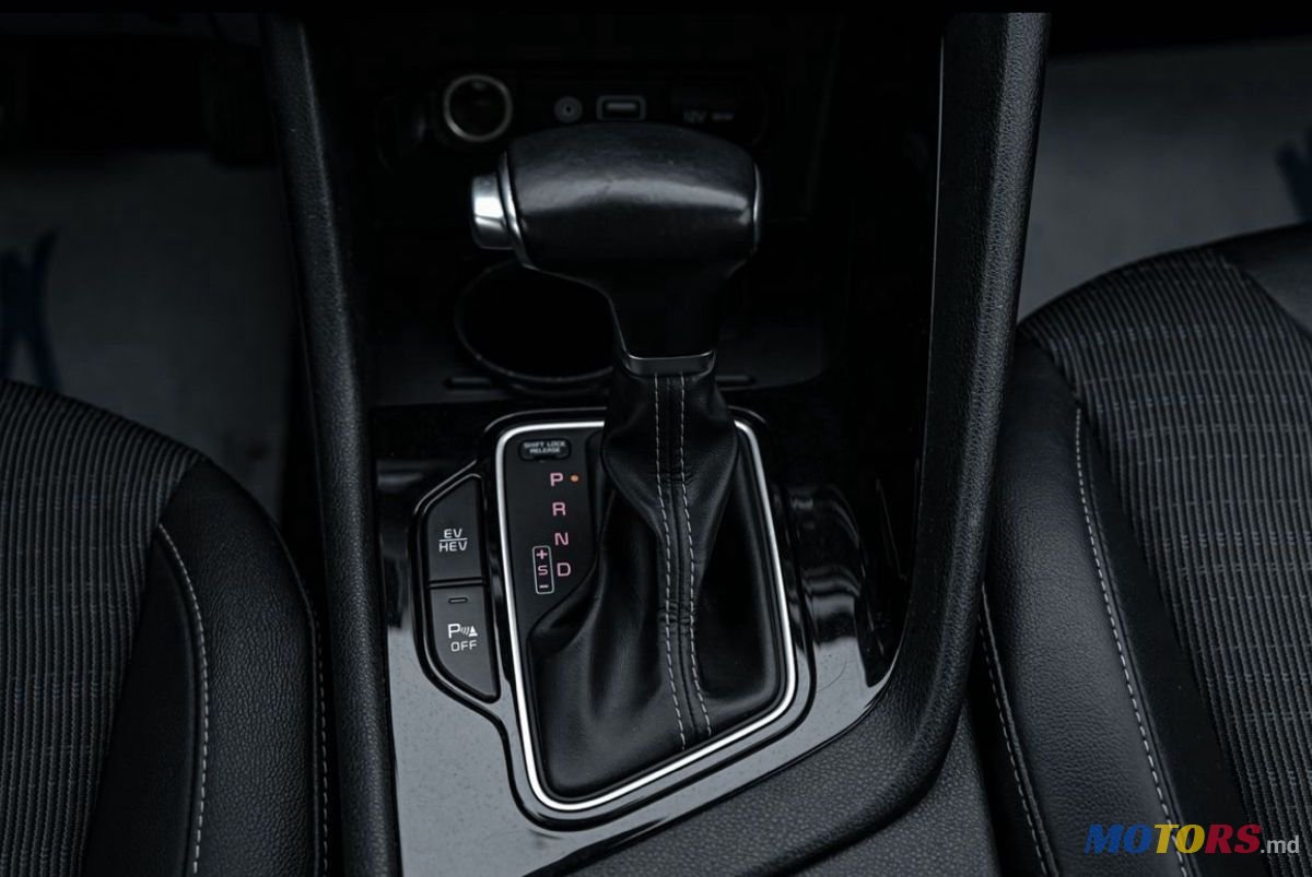 2019' Kia Niro photo #6