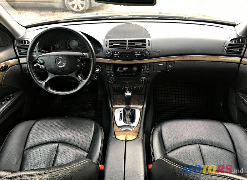 2008' Mercedes-Benz E photo #1