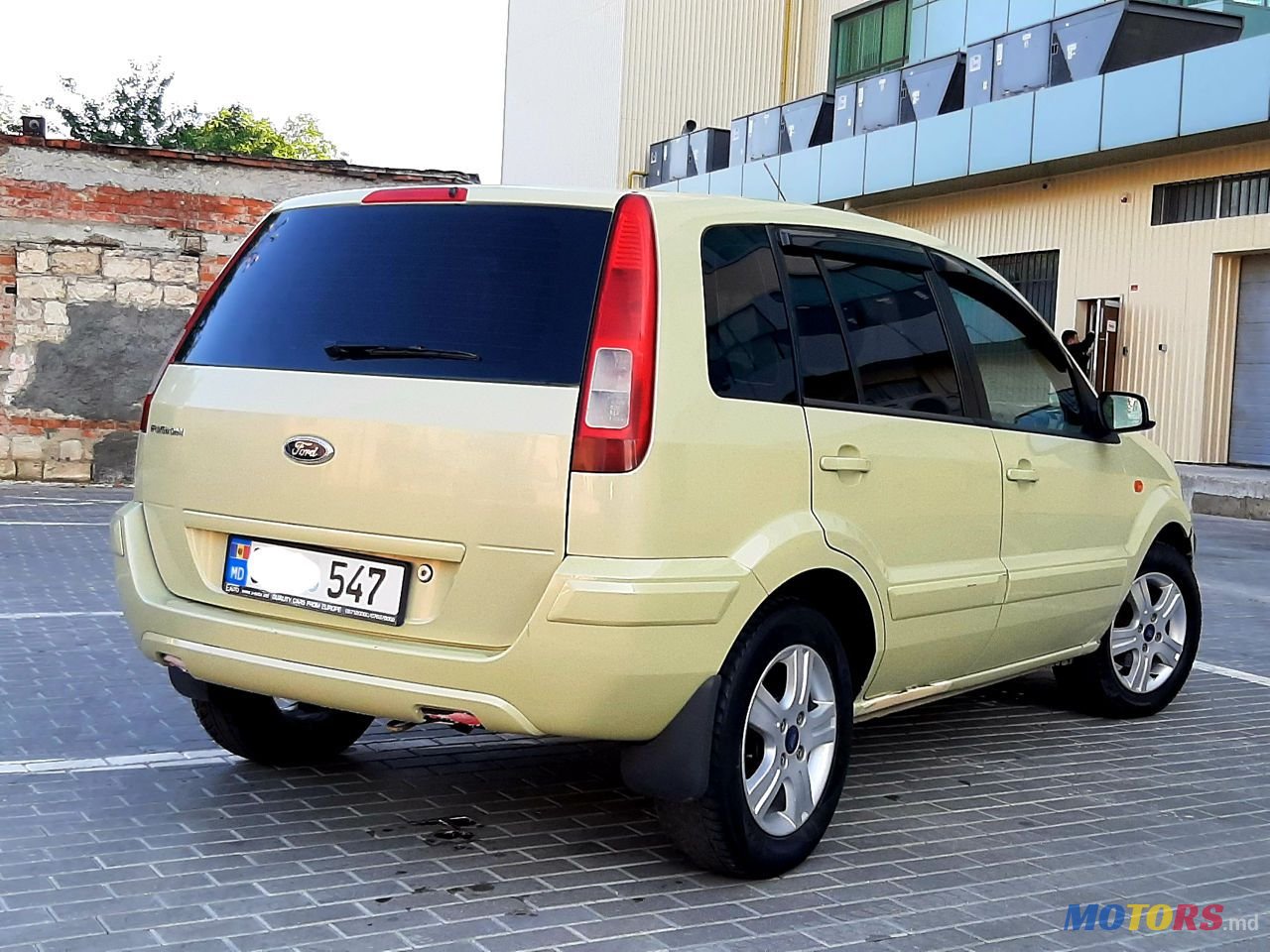 2010' Ford Fusion photo #4