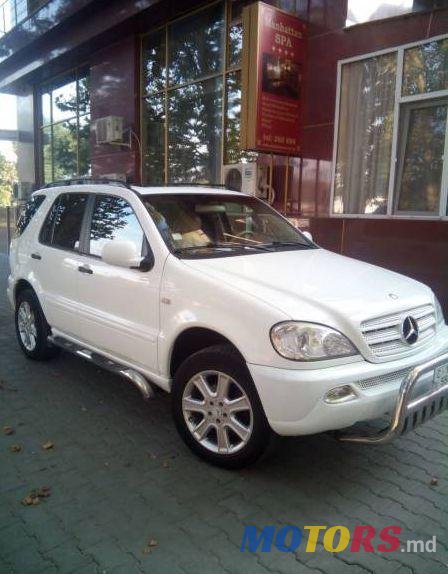 2000' Mercedes-Benz Ml photo #1